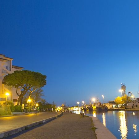 Hotel Baltic Cesenatico Zimmer foto